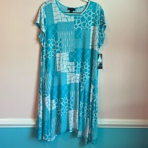 Elegant Blue and White Patterned Midi Dress